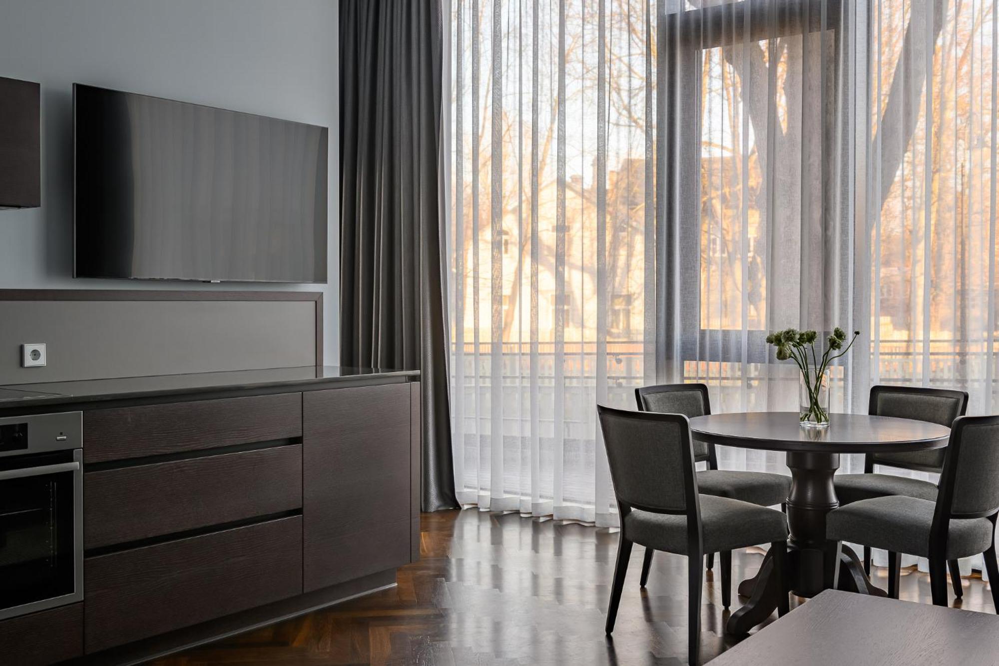 ROZE Peldu Residence Liepāja Extérieur photo